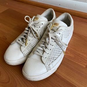 Vintage Leather Nike Sneakers